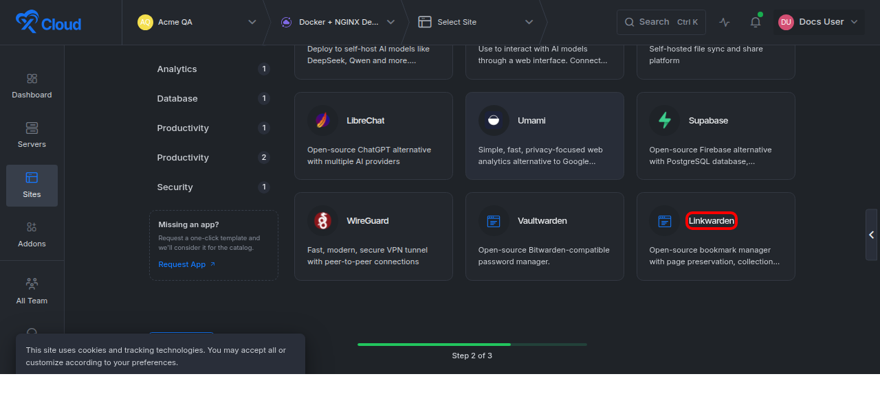 Linkwarden Docker hosting one-click app selected in the xCloud One Click Apps catalog